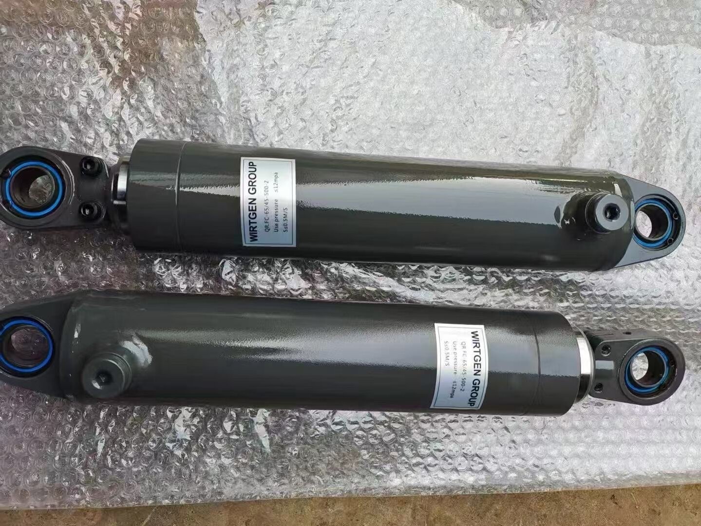 摊铺机油缸 摊铺机油缸